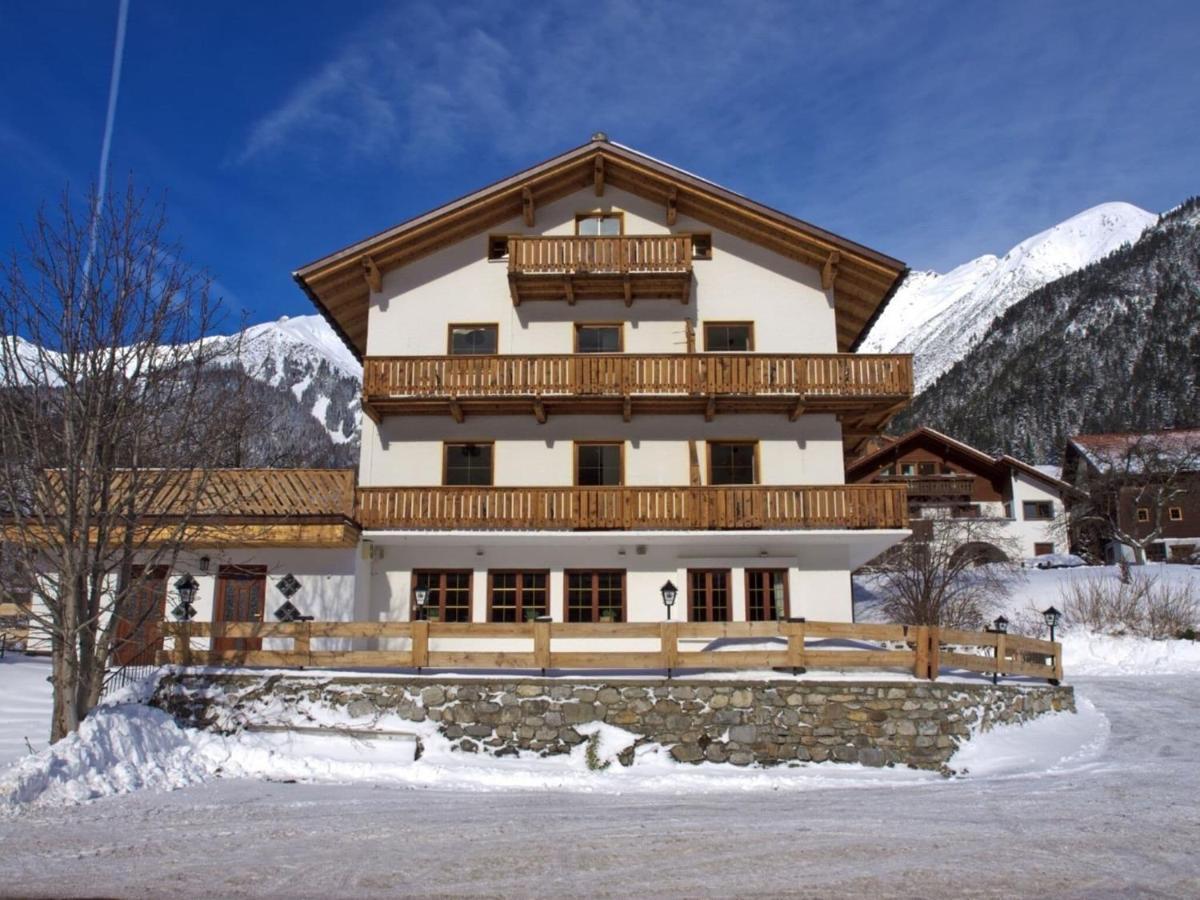 Holiday Home Near St Anton Am Arlberg With Sauna Exterior photo